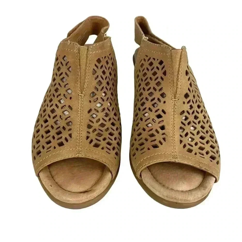 Earth Leather Wedge Sandals‎ Sz 6.5 Camel Cut-Out Details Women's - Picture 2 of 9